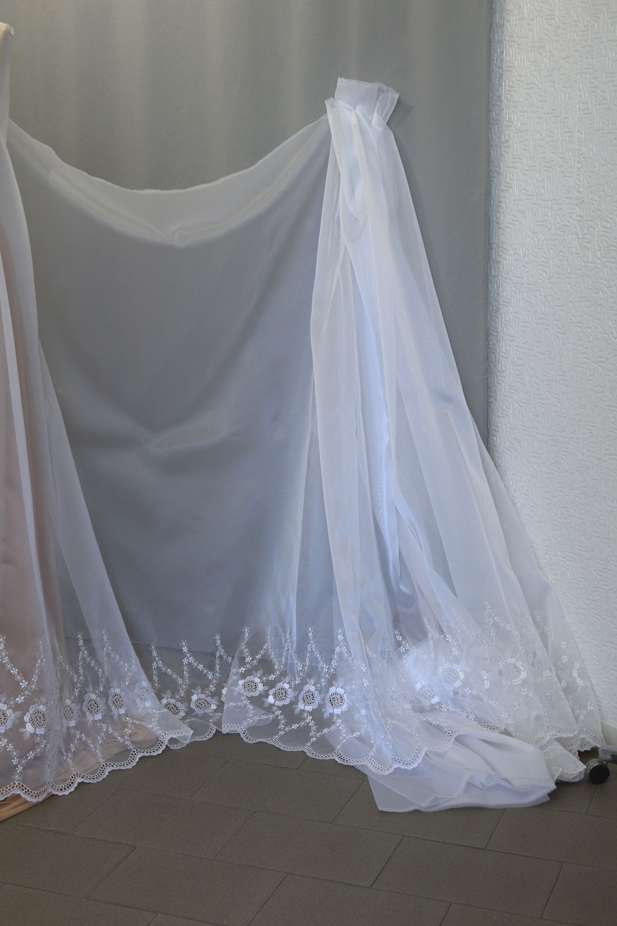 organza ricamata bianco h cm 140 Art 0278LO