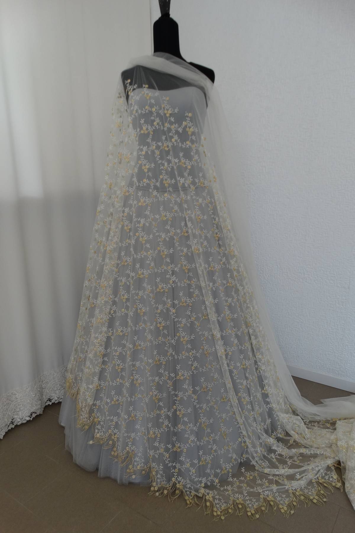 tulle ricamato avorio oro cm 150 Art 1220LTUAV