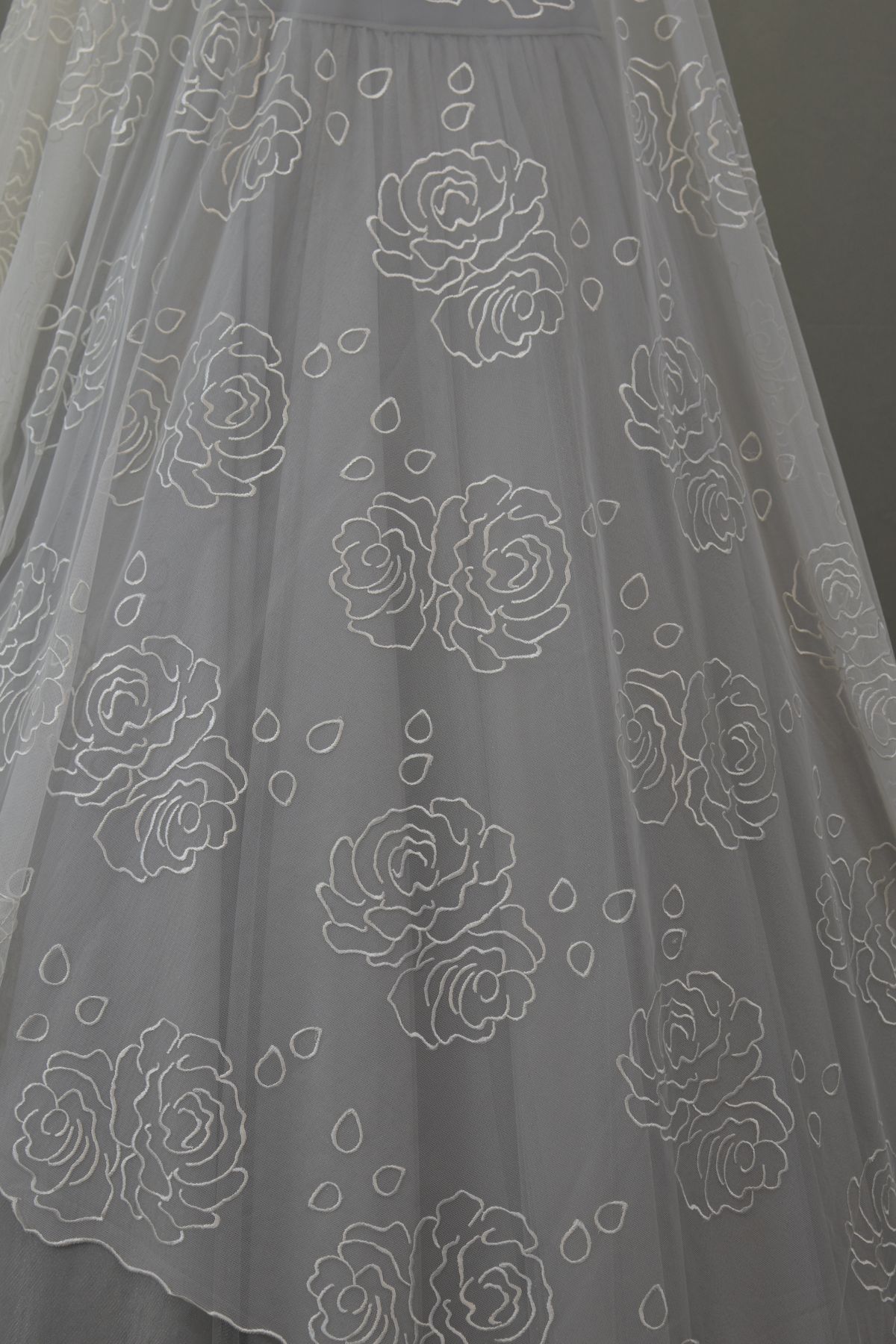 organza ricamata 100 seta avorio cm 140 Art 2131LOSTAV